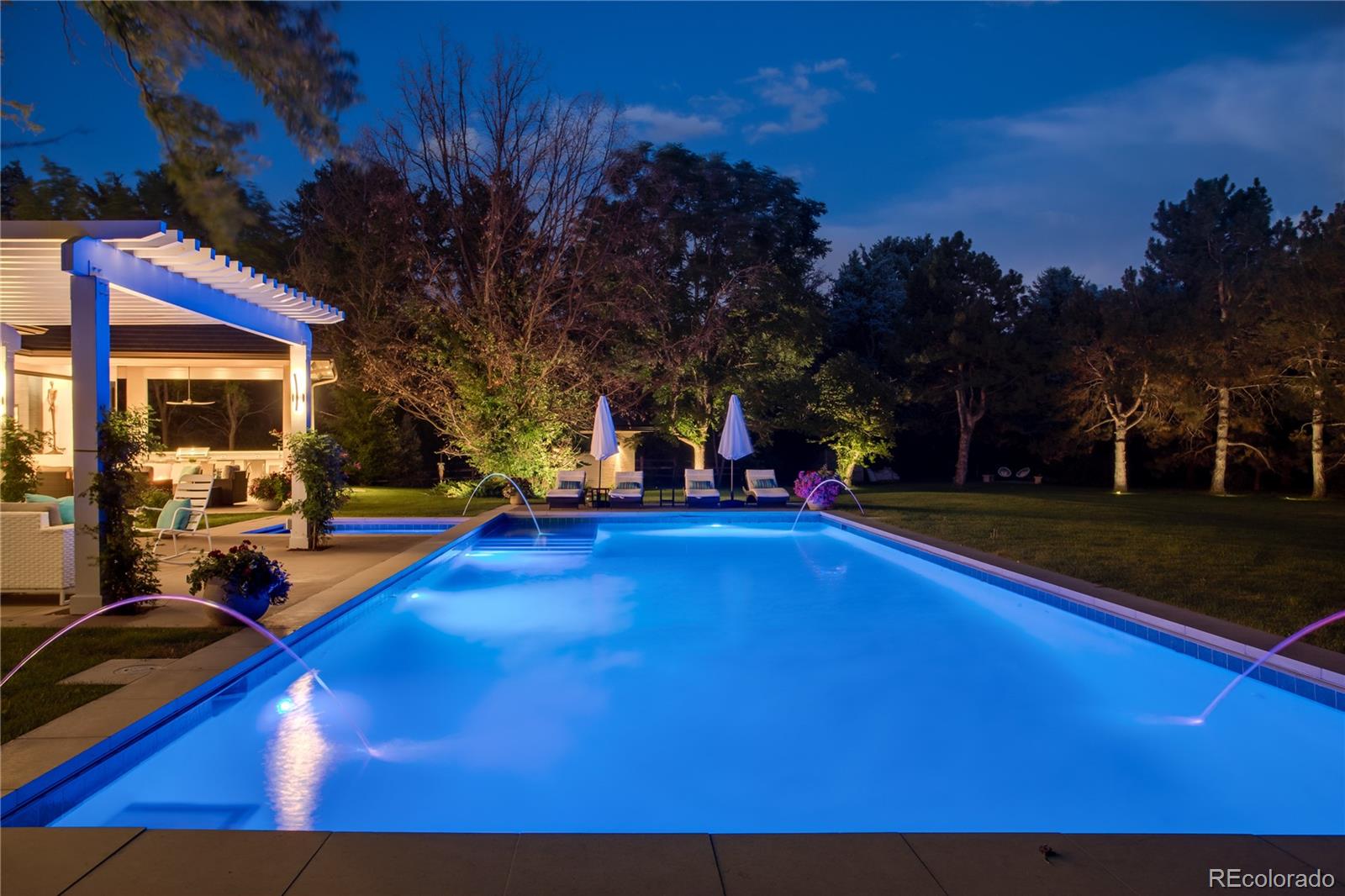 Sold 1 Polo Club Lane, Denver, CO 80209 5 Beds / 1 Full Bath / 4 3/4